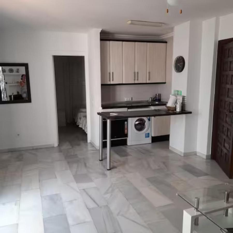 Pueblo Evita In Exclusive Complex Benalmadena
